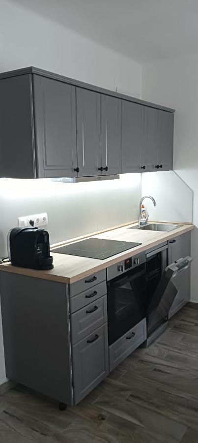 Апартаменты David Apartman Шиофок Экстерьер фото